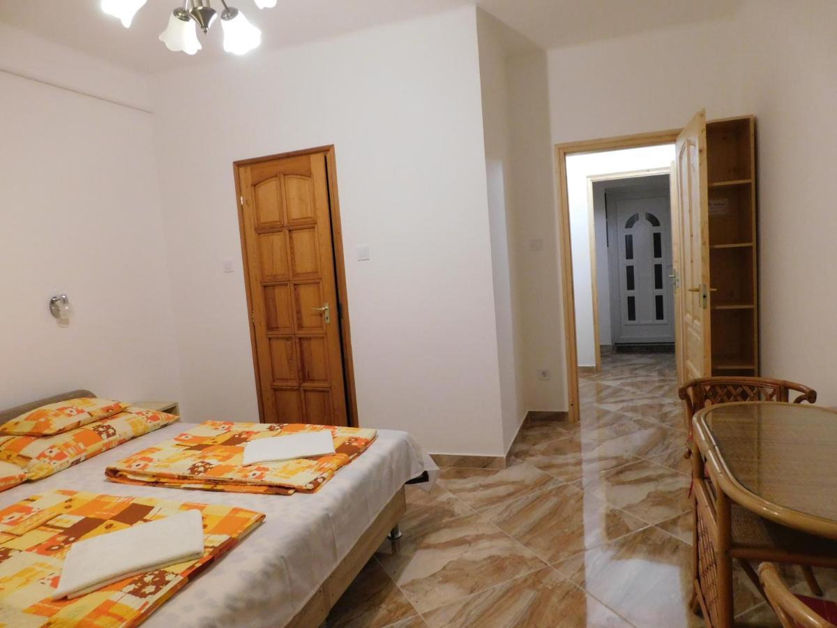 Szamoca Vendeghaz Hotell Miskolc Exteriör bild