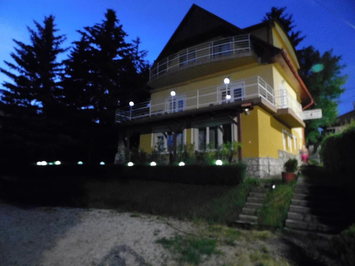 Szamoca Vendeghaz Hotell Miskolc Exteriör bild