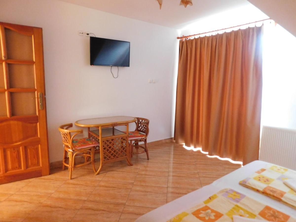 Szamoca Vendeghaz Hotell Miskolc Exteriör bild