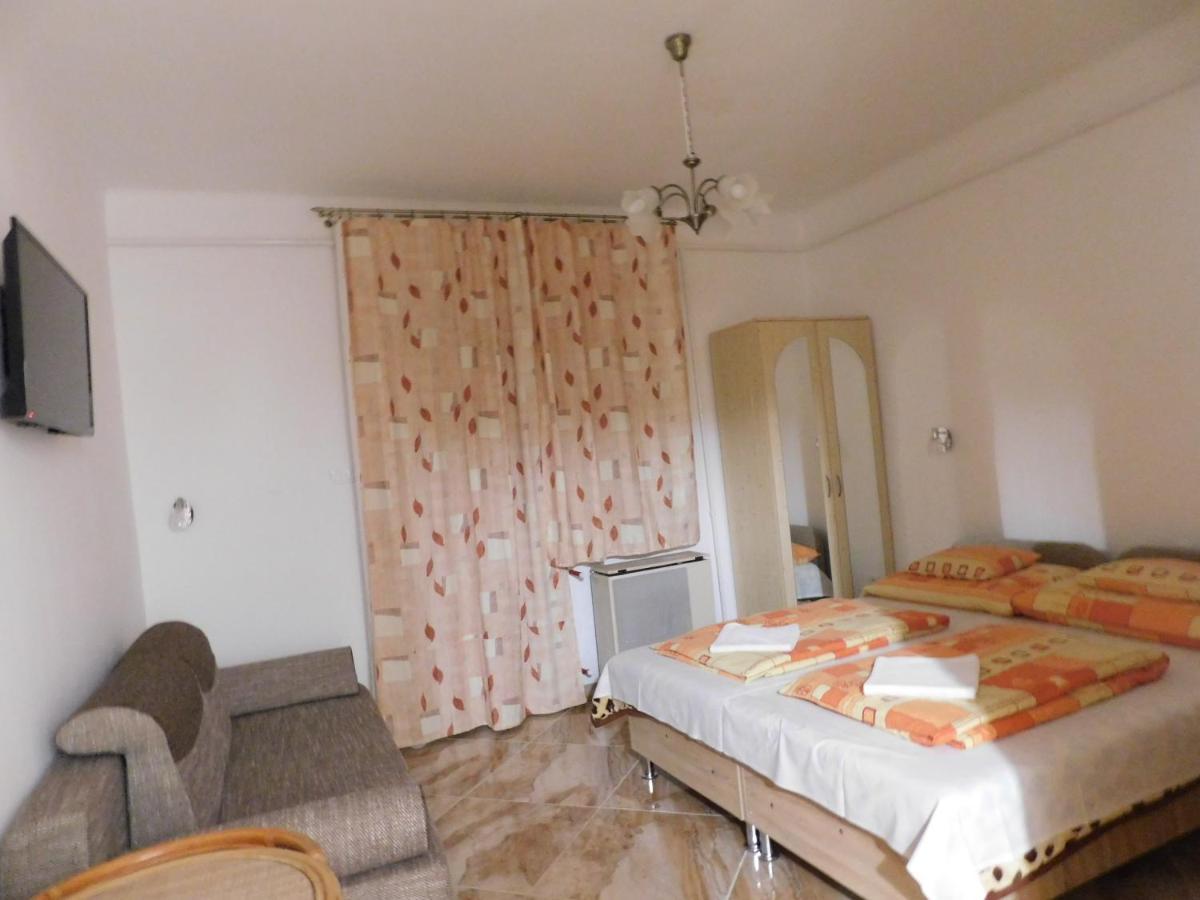 Szamoca Vendeghaz Hotell Miskolc Exteriör bild