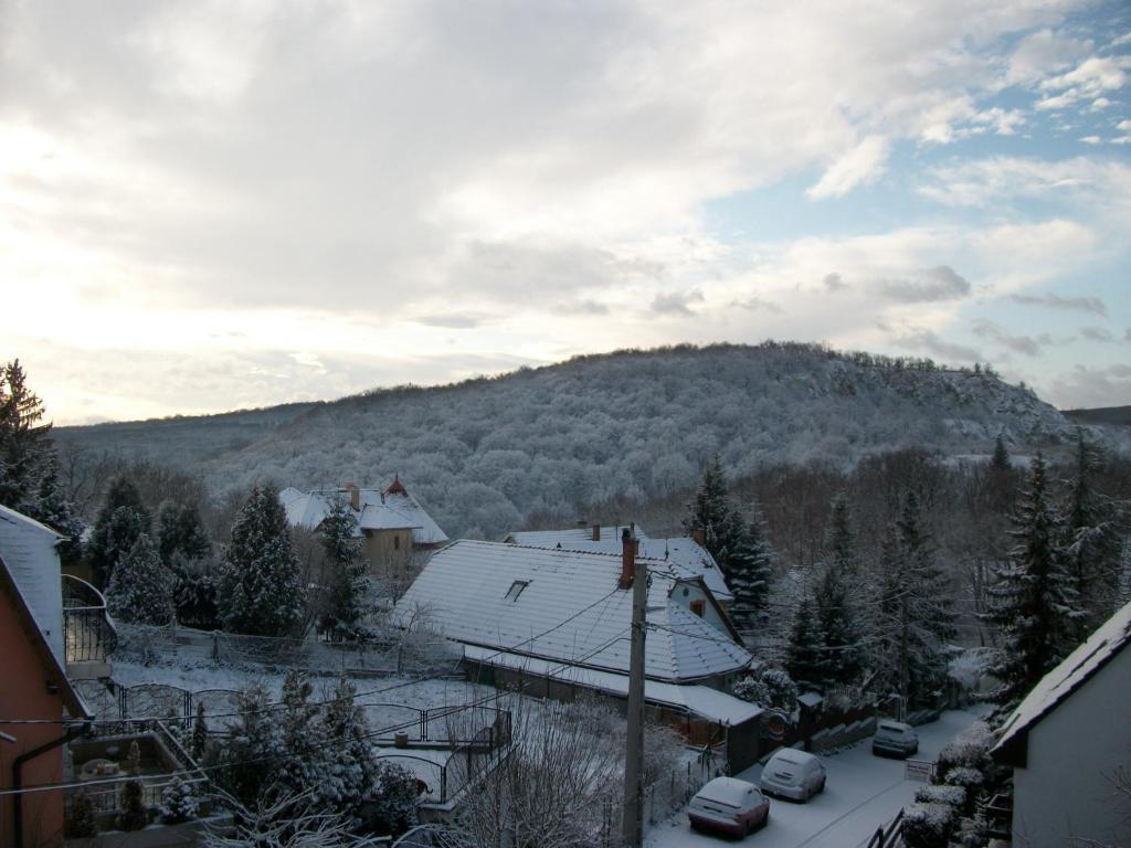 Szamoca Vendeghaz Hotell Miskolc Exteriör bild
